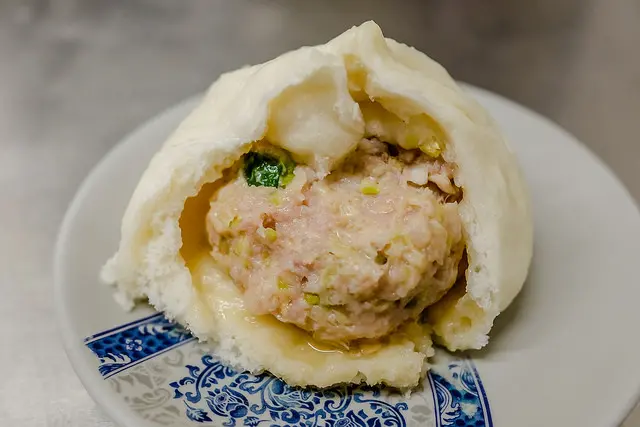 【台北捷運美食】【西門站美食】三味香餛飩.包子專賣店(衡陽店)