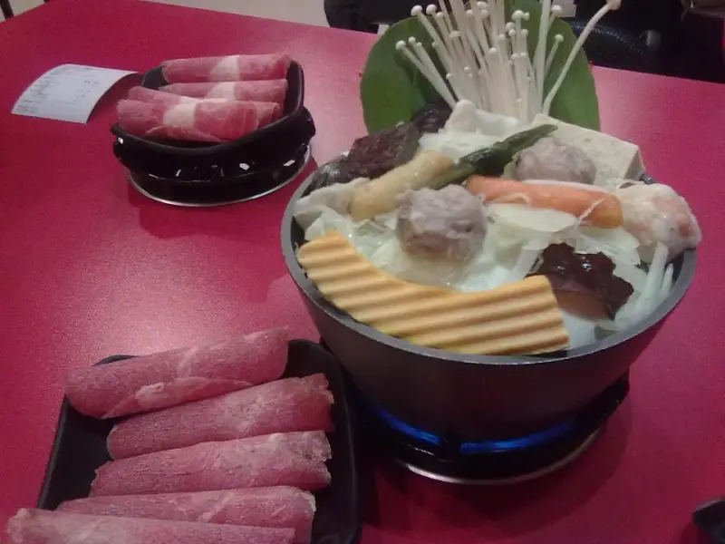 老先覺麻辣窯燒鍋(台中西屯二店)