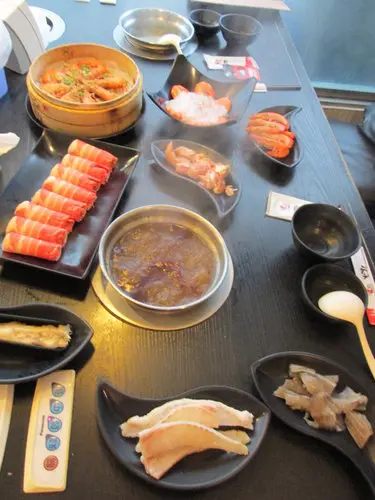 蝦霸子鮮蝦料理吃到飽【板橋忠孝旗艦店】