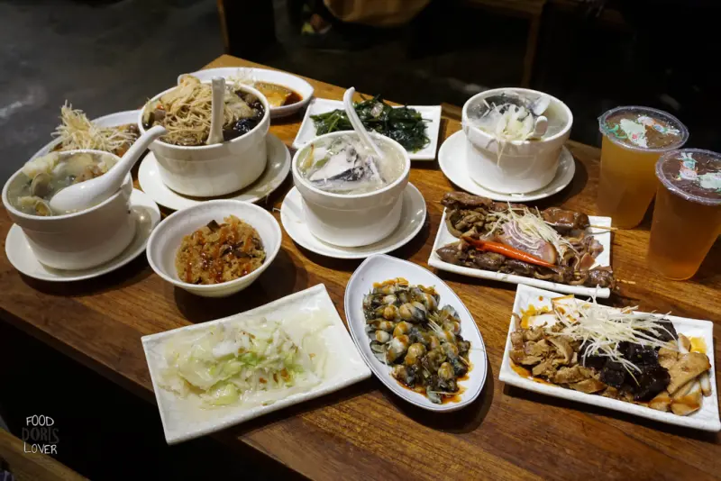 ♚食記♚台北中正【雙月食品社】何首烏燉雞湯●蛤蜊燉雞湯●紅燒虱目魚肚●補品●低鈉湯包●善導寺捷運站