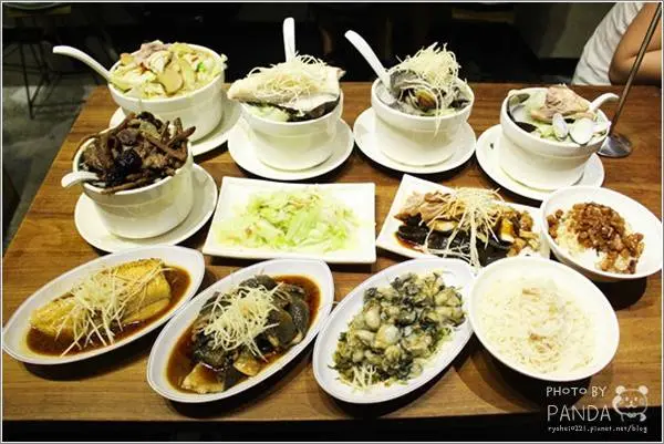 台北中山｜雙月食品社．台大醫院附近高CP值滿料超人氣養生雞湯、藥膳食補、新鮮鮮蚵產地直送