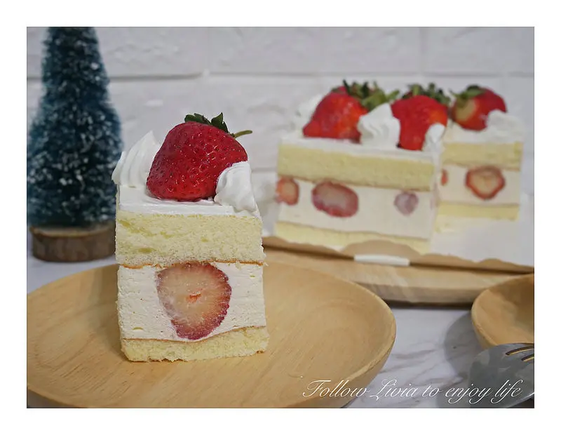 麵包甜點║台北中山區 捷運南京復興站 丹麥之屋法式西點麵包 草莓富瑞斯 給你滿滿的草莓兒 生日蛋糕/方形蛋糕/麵包糕點 ❤跟著Livia享受人生❤