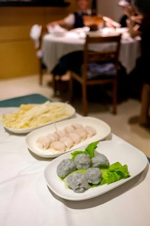 台北大安｜超好吃燒餅夾肉、豆沙鍋餅！圍爐酸菜白肉火鍋