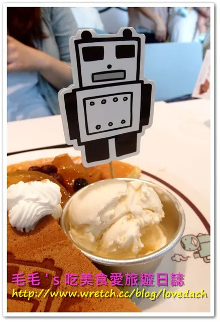 食記。【ARANZI CAFE阿朗基阿龍佐(阪急店)】阪急店限定熊貓蘋果鬆餅