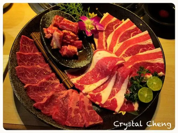 【台中好食推薦】森森燒肉 難得吃完燒肉身上沒有烤肉味 肉質不錯海鮮好吃推薦吶！！