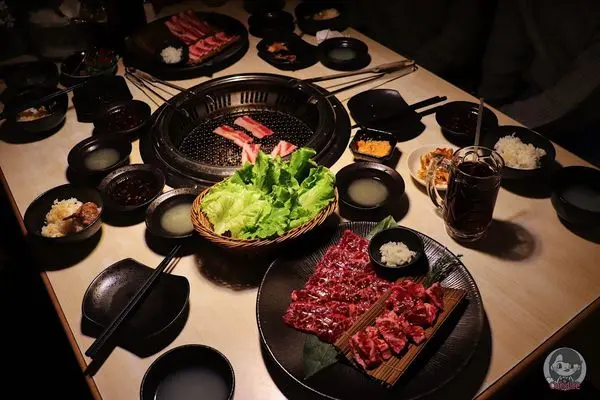 [食記/台中]森森燒肉黎明店 モリモリ焼きにく MorimoriYakiniku 台中平價單點式燒肉 號稱台中CP值超高的燒肉套餐