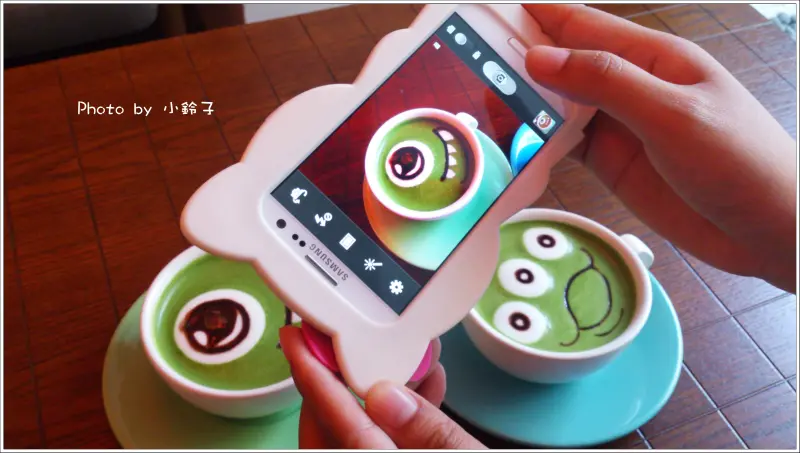 「好窩咖啡」可愛午茶瘋三眼怪~~