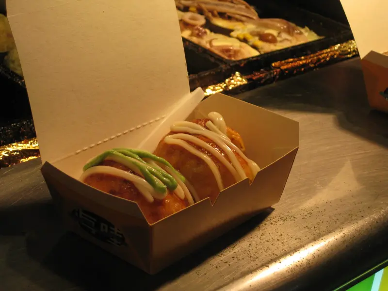 台中>> 逢甲 海陸大丸 章魚燒專門店