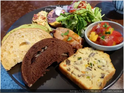 【台北信義食記】 信義四四南村 - 好,丘 Good Chos。口味多變的貝果，讓人愛不釋手