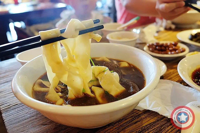 新竹東區。四川段純真牛肉麵