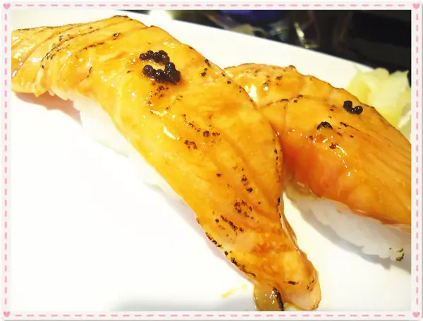 【台中食記-北區】超值又美味◇激推美食♥真材實料生魚片&壽司@阿裕壽司              