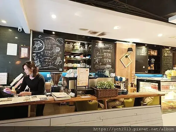 松江南京站美食餐廳／Tutti圖比咖啡／不限時咖啡廳，最適合