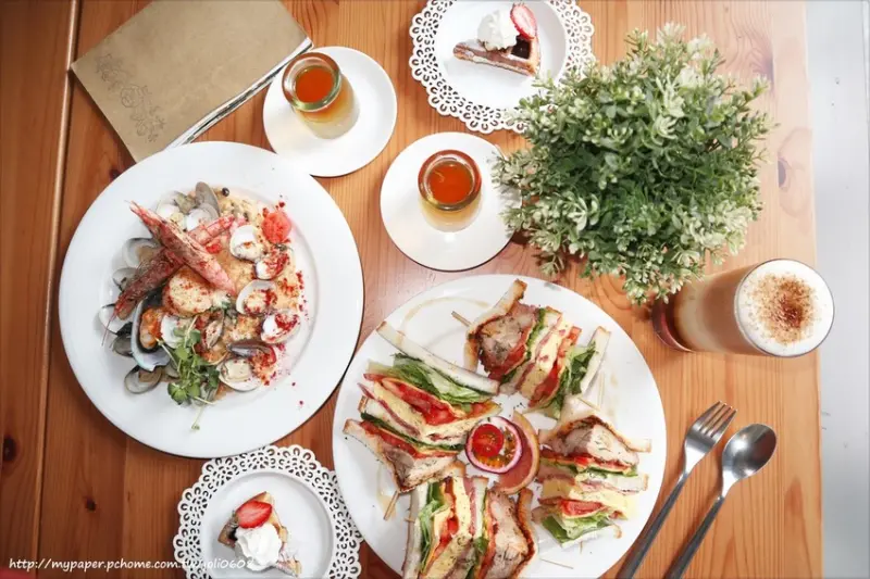 【We & Me Cafe】台北美食推薦 信義區下午茶推薦 好好文創 全天候早午餐 文青咖啡店 文創咖啡廳 捷運市政府站