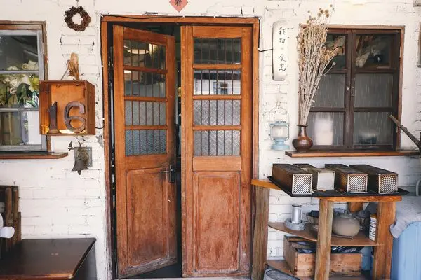 【食記】新北・鶯歌｜穎村食光，鶯歌三合院內的日式老宅創意義式料理・需預約｜新北美食、鶯歌火車站、巷弄隱密