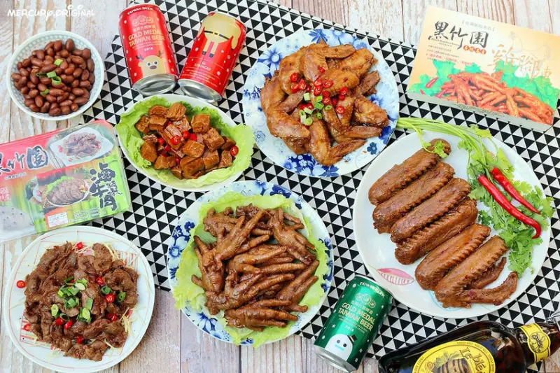 黑竹園滷味雞腳凍，超人氣宅配冰鎮滷味，秘方老滷汁一吃就上癮，彰化員林必買伴手禮，台中西屯也有門市！