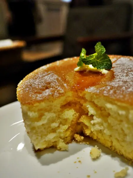 [台北。東區] UZNA OMOM杏桃鬆餅屋。來自東京原宿的純粹好味道～