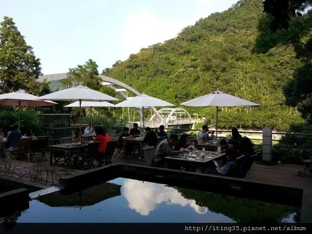 【烏來】燕子湖畔享湖光山色~LA VILLA烏來店