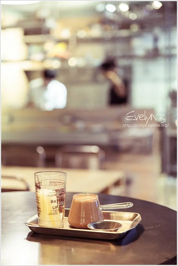 中山國中‧Joco latte‧產地經典巧克力，工業風朝聖必訪