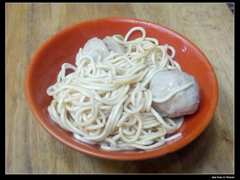 [媽祖麵]樸實的麵店, 宵夜的好地方...