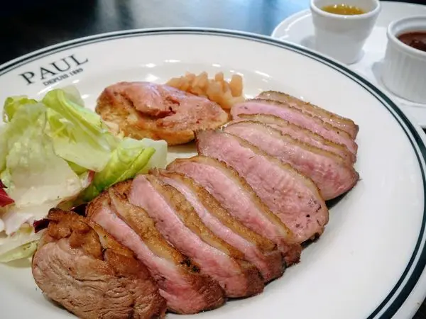 新竹東區｜PAUL～不只有草莓千層！我在花都小酒館料理的經典法國餐桌～