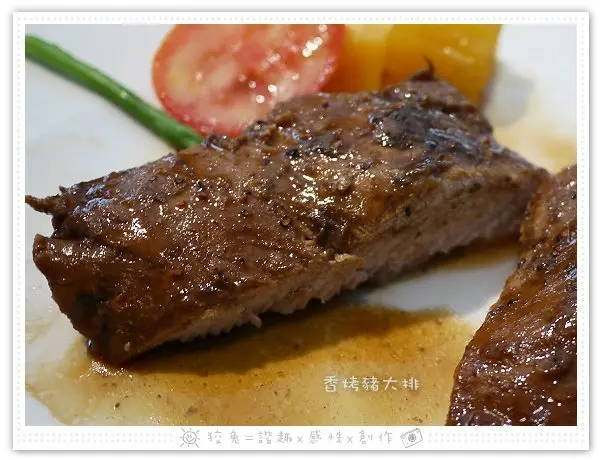 [台南食記] 王品牛排~2013兔媽的生日大餐‧四訪之不管啦！我就是要再吃一次香烤豬大排！(南門店)