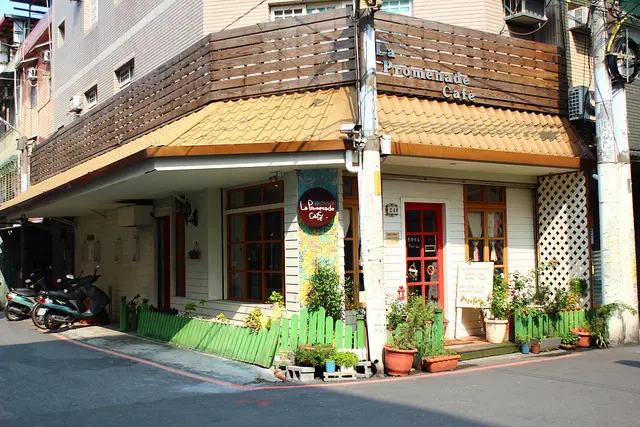 [中壢] 散步咖啡～la Promenade Cafe，讓心情也出來走走。