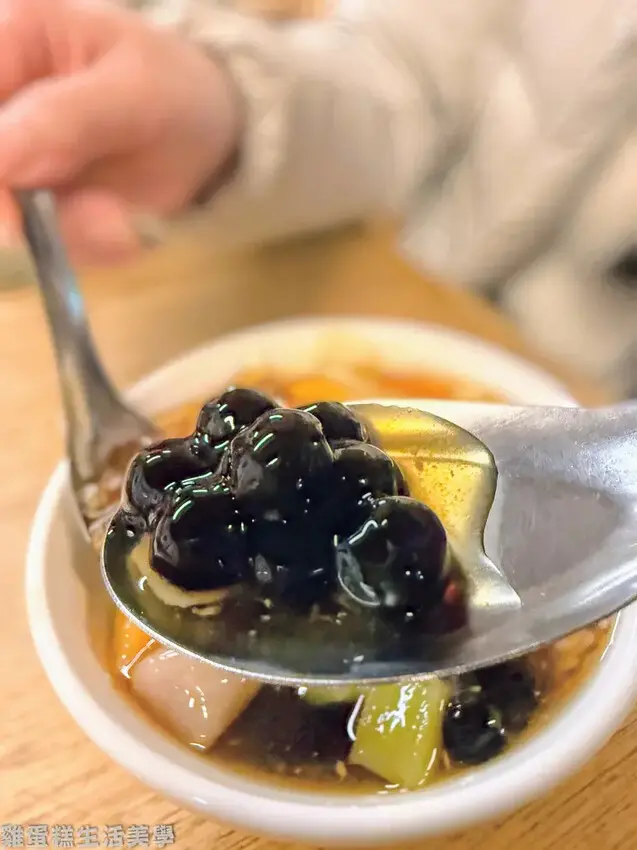 【台北食記】水龜伯古早味 - 7000多則google評論，