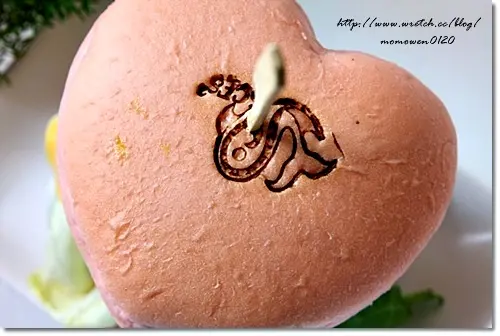 【2011.08.05【食記：台南】雙魚2次方 - 情人節浪漫粉紅愛心堡(外帶篇)】