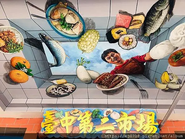 |美食| 台中 - 第二市場  立偉麵食、山河滷肉飯、王記糯米腸菜頭粿、老賴紅茶 台中平價小吃推薦