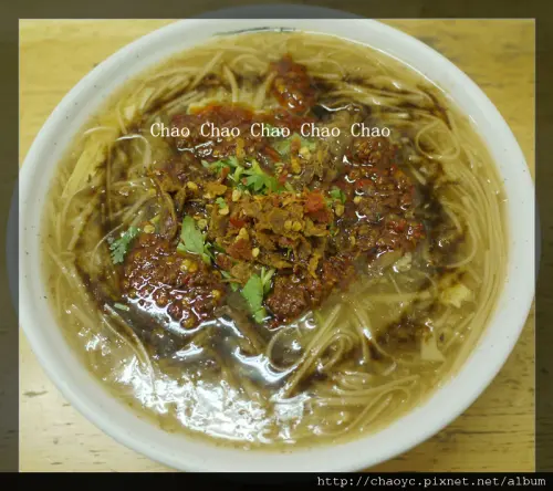 不經意的發現 頭份小小的吃吃喝喝趴兔-麻辣大腸麵線