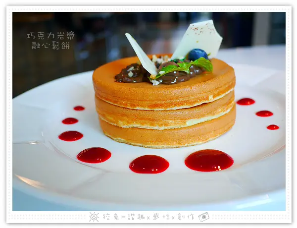 [台南食記] ELATE CAFÉ 依蕾特 早午餐、輕食、鬆餅~四訪囉！南台灣最強的鬆餅下午茶！(試吃)