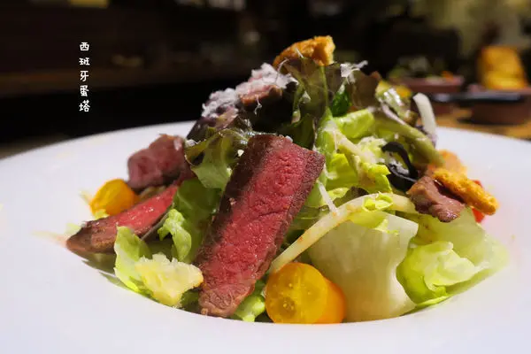 LABU CAFE｜大安區咖啡廳推薦、東門早午餐推薦、永康街早午餐推薦，秒殺限量甜點肉桂捲絕對不可錯過！