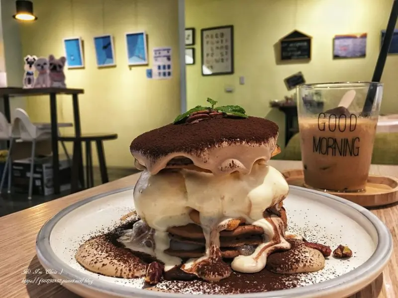 【台北咖啡廳】提拉米蘇控會大愛！永康商圈特色咖啡廳 - Läbu Café /大安區咖啡廳推薦/東門早午餐推薦/東門咖啡廳推薦/永康街早午餐推薦/永康咖啡廳推薦