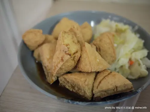 比方塊版還要大的臭豆腐,但口感就沒那麼好了 ~ 台北內湖737巷美食街