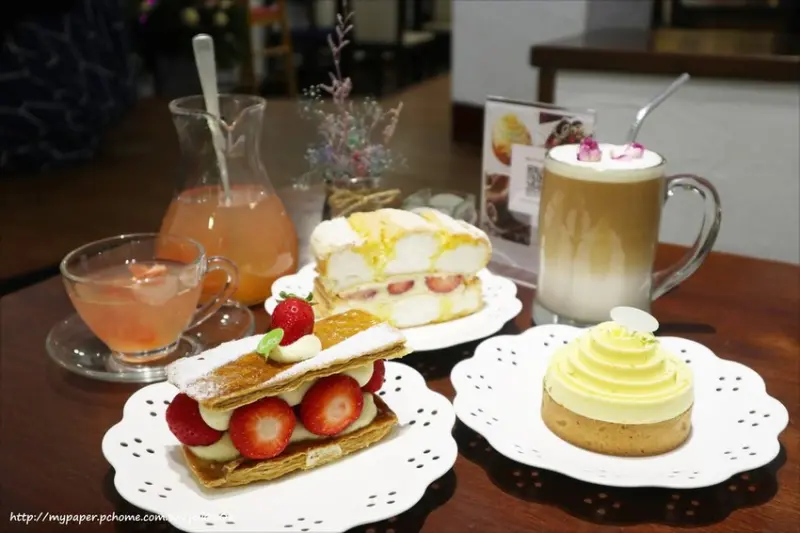 【香草蛋糕舖】桃園蛋糕名店 桃園甜點推薦 桃園下午茶推薦 冬令草莓季開跑 顆顆鮮嫩欲滴 甜蜜飽滿又扎實