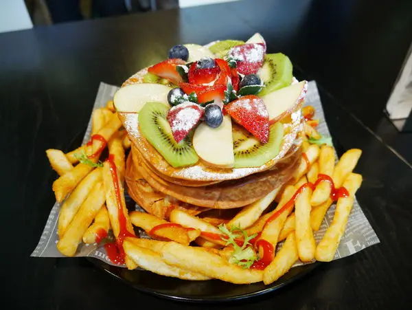 【Aqua Kiss 水吻2(Surfer店)】內湖科學園區裡的創意料理/來自墾丁的好滋味/捷運西湖站/體驗團