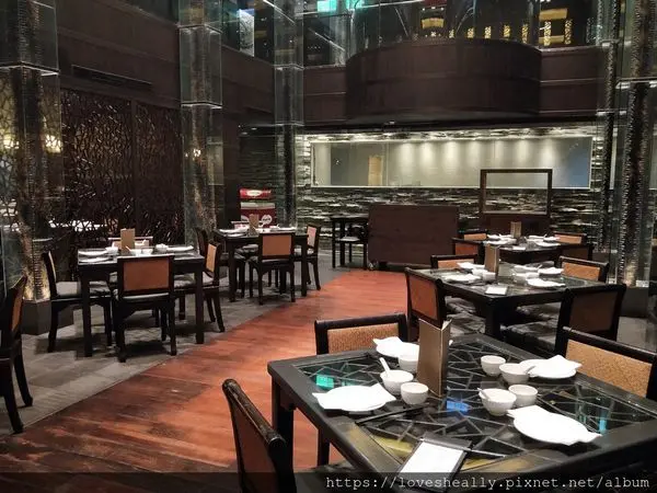 台北美食│故宮晶華-粵菜港點吃到飽-中式古典優雅設計及50多款點心任你吃到飽