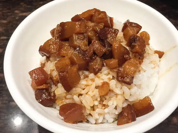 金仙魯肉飯 - 台北東區最強者(至少視覺啦)