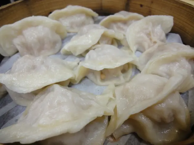 (美食 台北 中山站) 福大蒸餃 ~ 平價版鼎泰豐, 這間也是日客排隊名店之一喔!