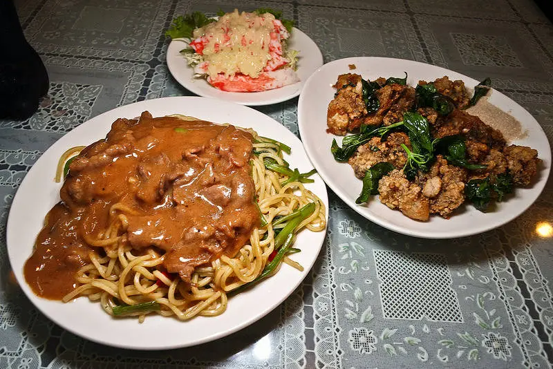 遼寧街夜市好吃的牛肉炒麵, 牛家村