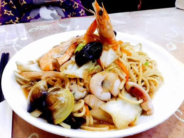 ＜食記＞ 經濟實惠的小館子─燒味鮮              