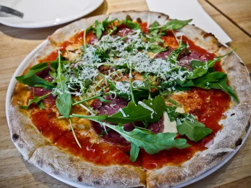 台北 長春國賓周邊 Quattro Pizzeria 酷多洛義式窯烤Pizza