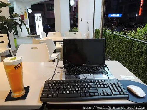 台中．適合聊天用筆電的茶館@813奶緹茶館民權店(+wifi)