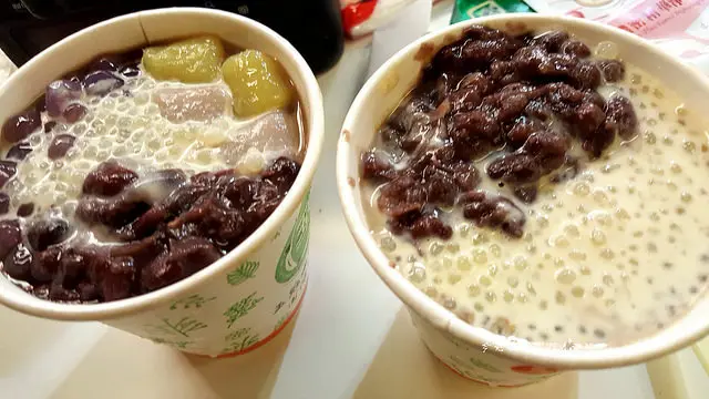 澎湖馬公。玉冠嫩仙草。排隊人氣店