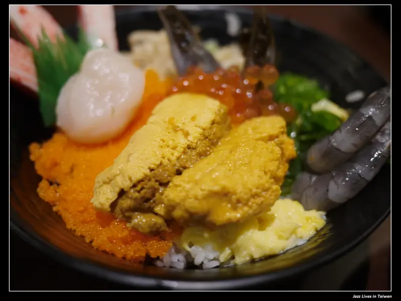 [築地鮮魚]重慶南路上高CP值的日式海鮮蓋飯~