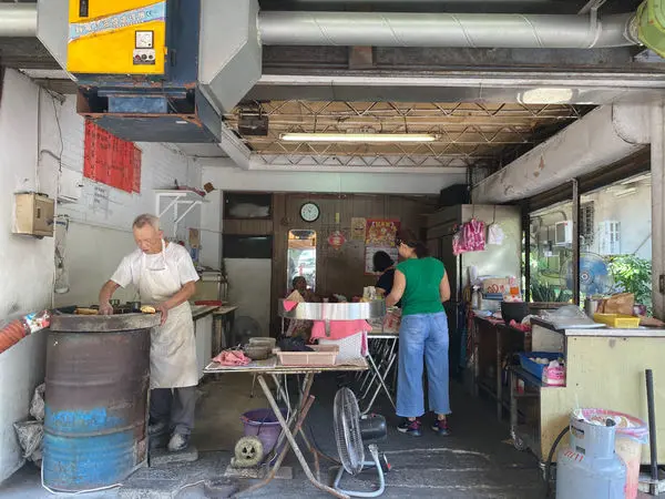 和記豆漿店│古早味燒餅油條│捷運麟光站