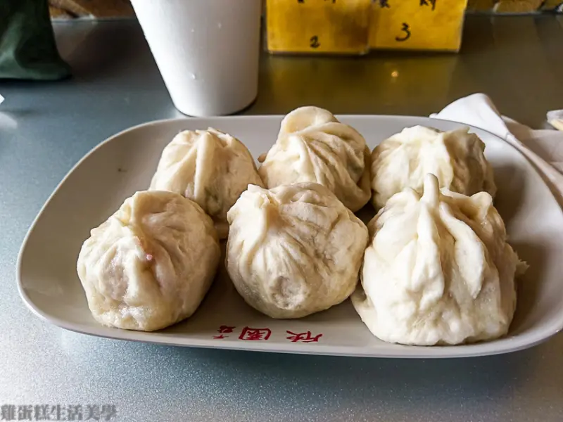 【新竹食記】欣園早點 - 眷村超大顆小籠包