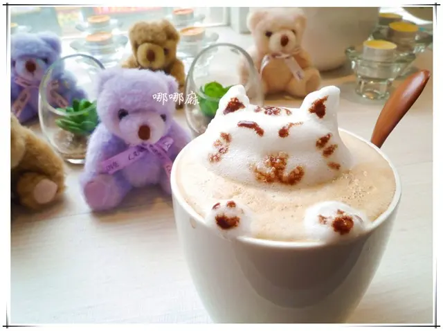 【台北 美食】台北也有超萌立體貓咪拉花咖啡~IN%HAIRSalon&cafe