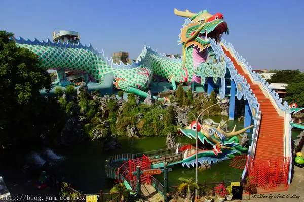 【台南。麻豆】麻豆代天府。五彩觀光巨龍。天堂地獄水晶宮（（文內照片有十八層地獄，膽小者慎入！！））