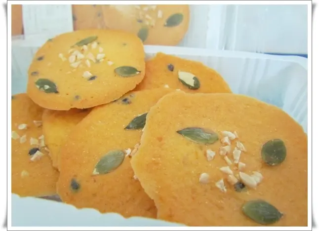 南投埔里‧泰酥府香醇濃郁的百香果脆片手工餅乾